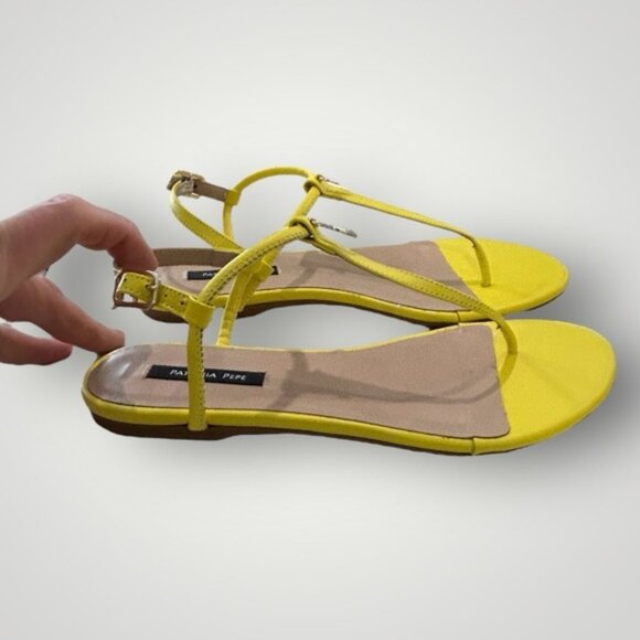 NWOT Patrizia Pepe Dynamic Yellow T-Strap Flat Sandals - Picture 5 of 12